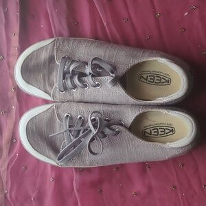 Keen Women's EUC Sneaker 7.5